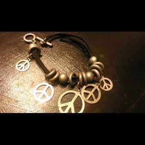 Bracelet or anklet