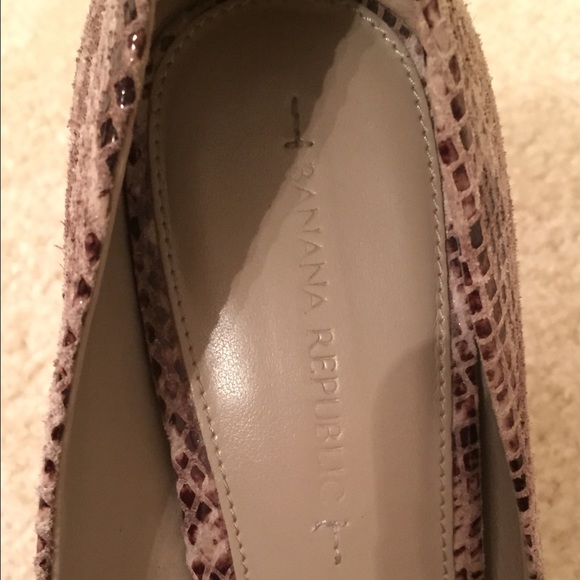 Snake skin pattern pumps - Picture 4 of 4