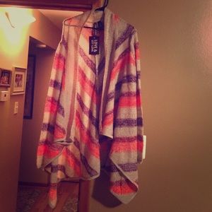 Colorful striped cardigan! ❤️