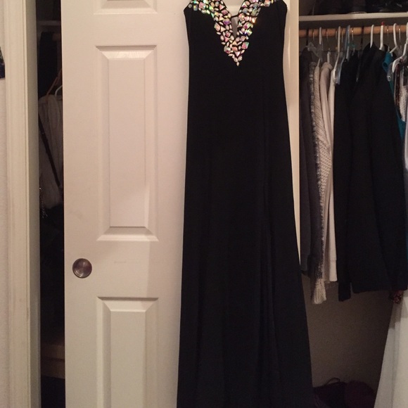 Prom dress!!! - Picture 2 of 4