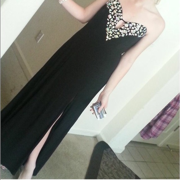 Prom dress!!! - Picture 4 of 4