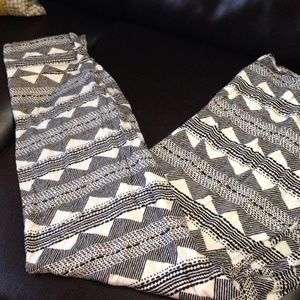 Fold over maxi skirt b&w