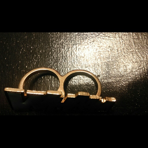 Ring - Picture 2 of 2