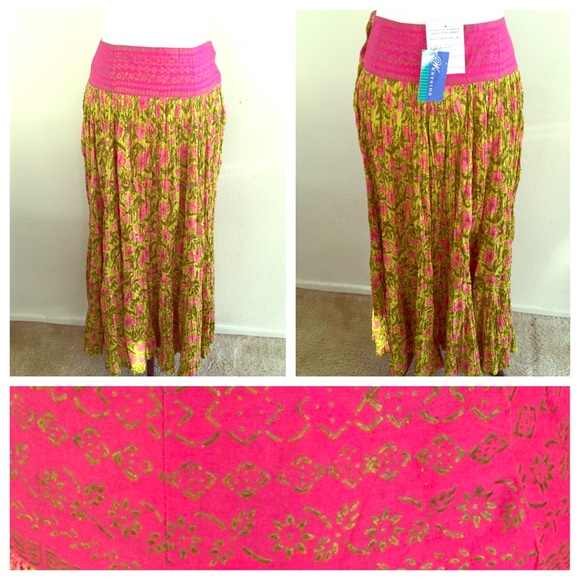 Exotic Crinkled skirt! Brilliant yellow and pink!