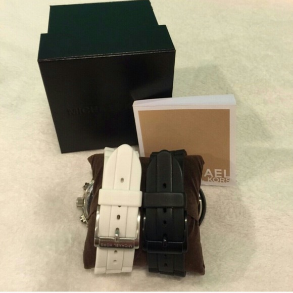 Michael kors watch - Picture 3 of 3