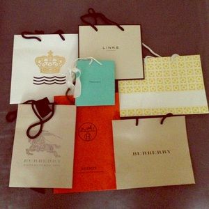 7 shopping bags