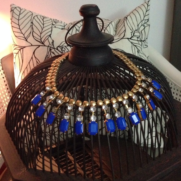 Cobalt blue statement necklace