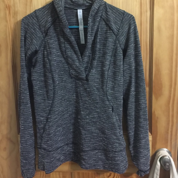 lululemon athletica Tops - Lululemon half zip sweatshirt size 6 NWOT