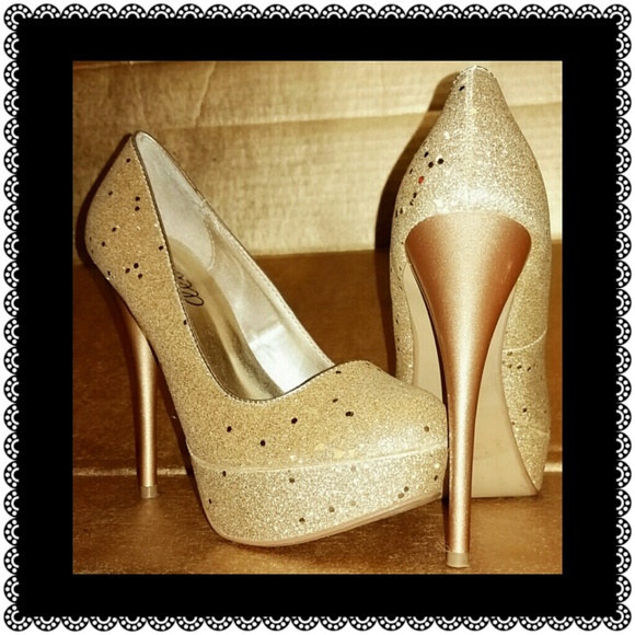 Deb Shoes - Gold Sparkle Heels