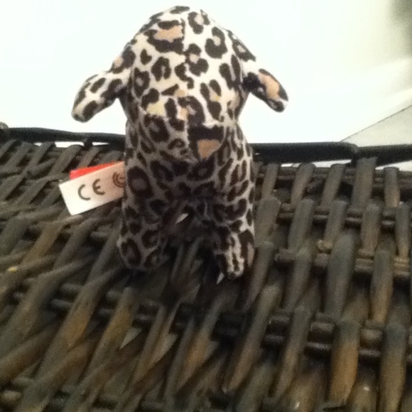 PINK dog🐾 - Picture 2 of 3