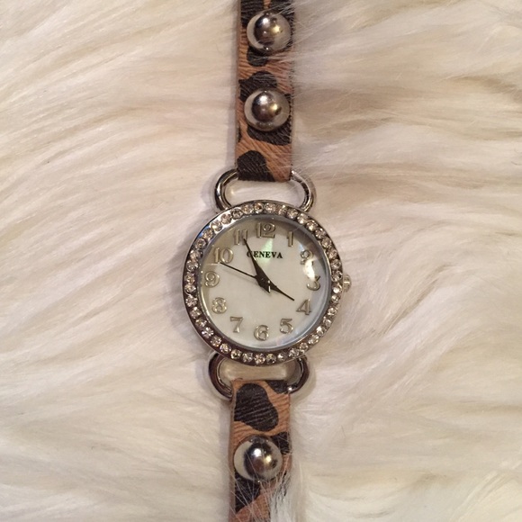 Leopard studded wrap watch - Picture 1 of 2