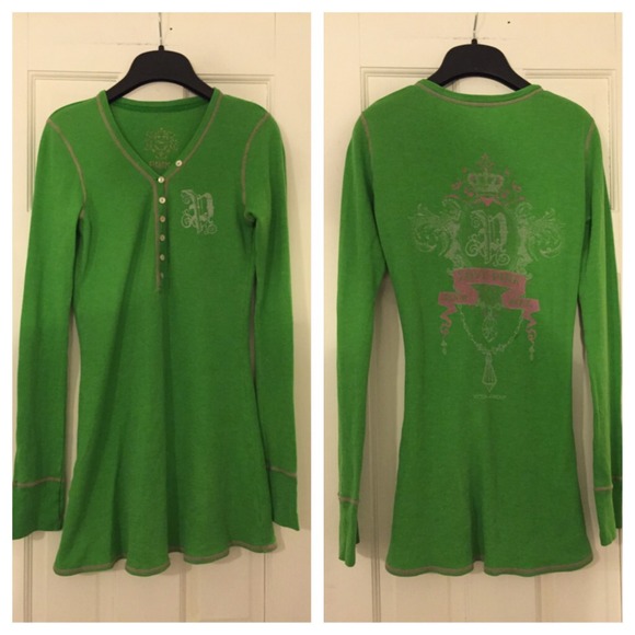 LOWEST PRICE ⬇️ VS PINK waffle shirt with Crest - Picture 4 of 4