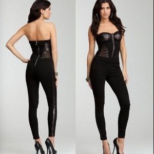 ⭐️price drop for $.99 shopping⭐️BEBE sexy jumpsuit