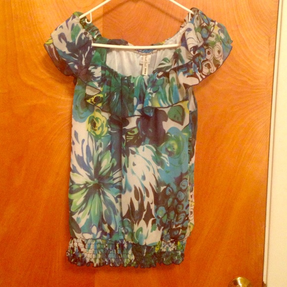 Flirty off shoulder top - Picture 1 of 2