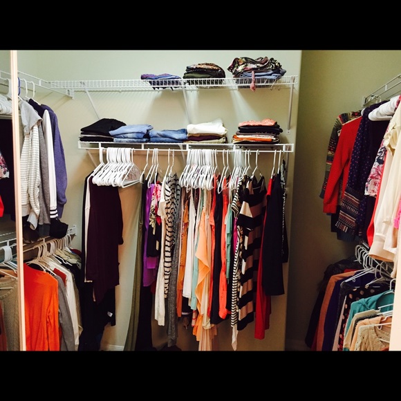 BOOKMARK my closet ❤️ please read 😃