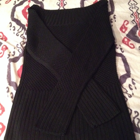 Women's black netted sweater - Picture 3 of 3