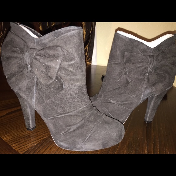 Black boots