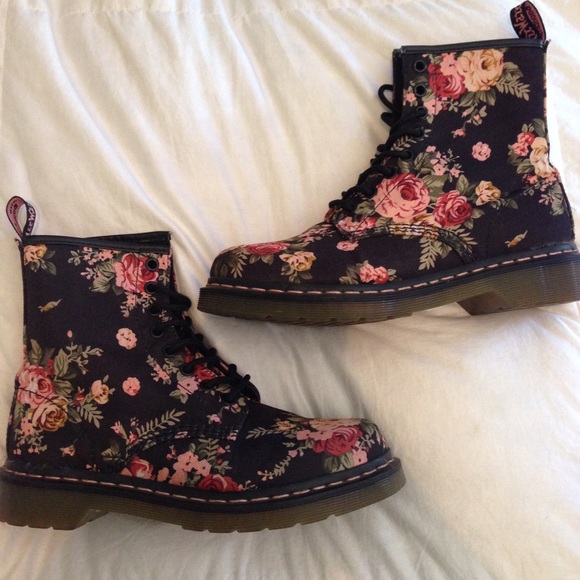 Women's 1460 Dr Martens