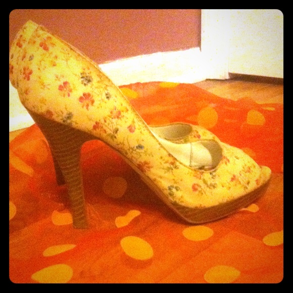 Floral heels