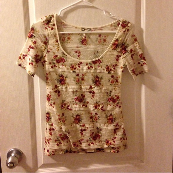 Floral top