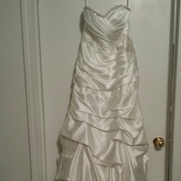 David's Bridal wedding gown