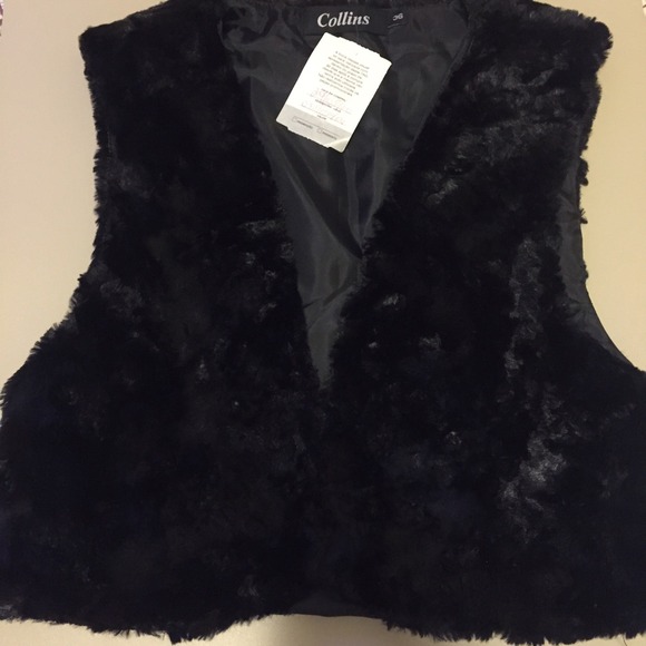 NWT Fake fur vest