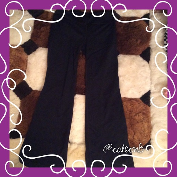 Gap Black Yoga Pants