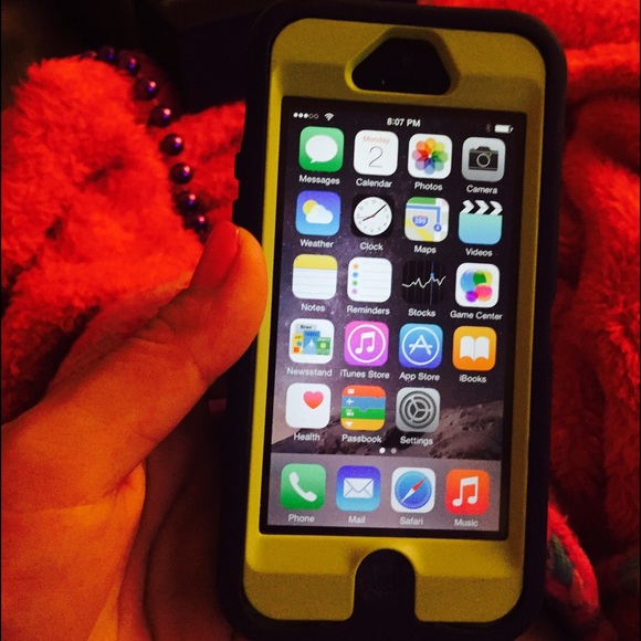 iPhone 5 16gb❌SOLD❌ - Picture 2 of 3