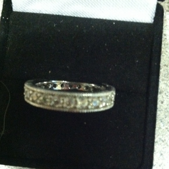 Vintage inspired eternity ring