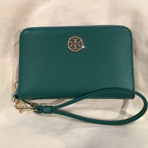 Tory Burch wallet clutch