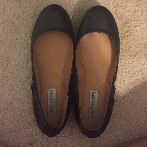Steve Madden Leather Ballet Flats