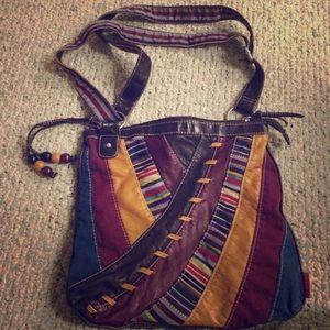 🚫🚫SOLD LOCALLY🚫🚫Cute cross body bag!