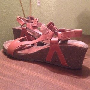 teva cabrillo crossover