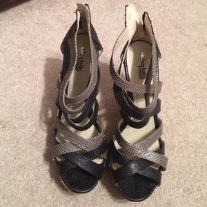 Charlotte Russe Black/Silver Wedges