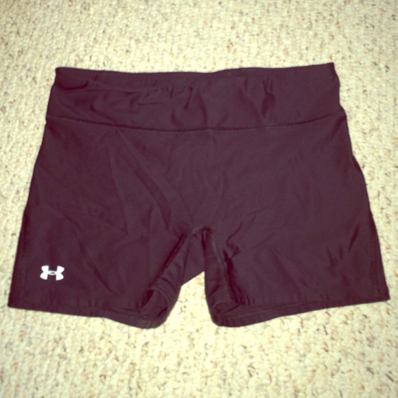 🚫SOLD ON MERC🅰RI 🚫🚫Under Armour spandex