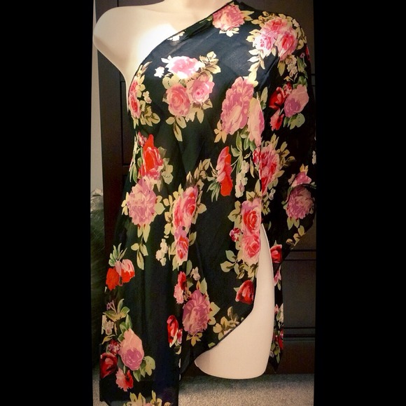 Dressy Shoulder Cover/Shawl - Picture 1 of 2