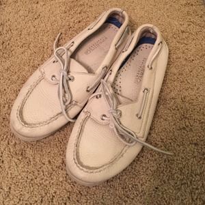 Sperry Topsider boat shoes in white leather