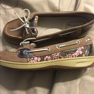 Sperrys size 6. Worn twice