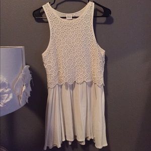 Some days lovin *message* lace embellished dress