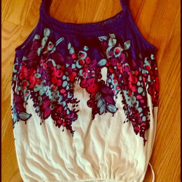 Nice tank top - Picture 1 of 2