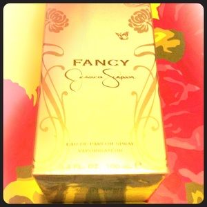 Jessica Simpson 'Fancy' Perfume