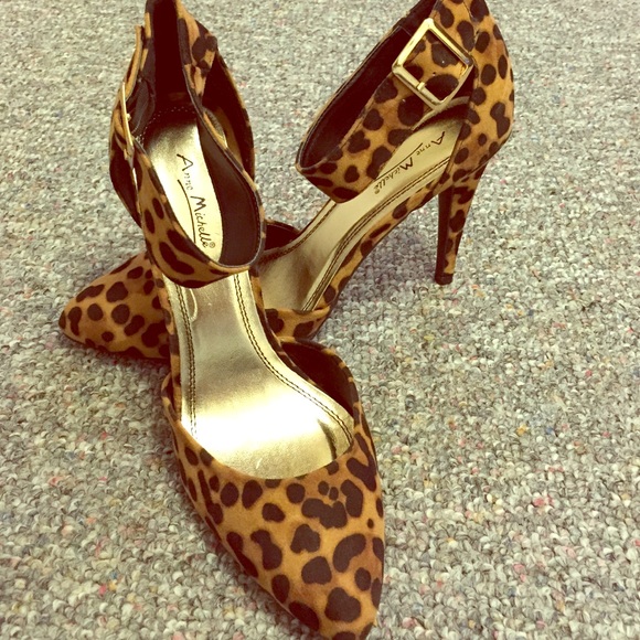 👡👠🎀 strappy leopard print stilettos👠👡🎀