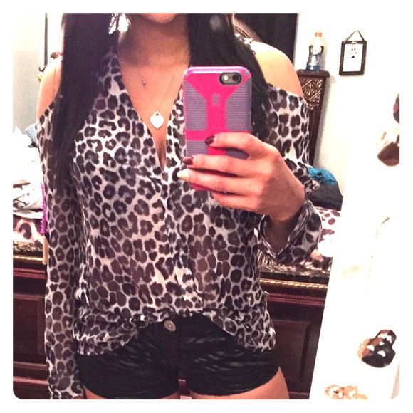 Leopard print cut out dressy top