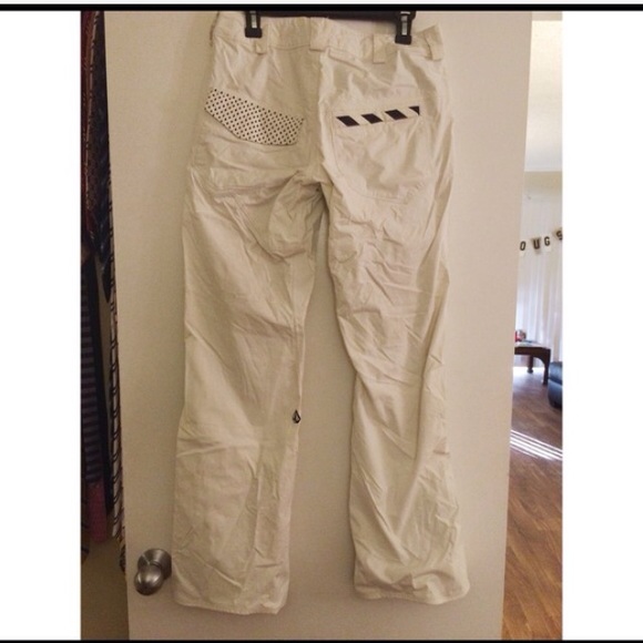 Volcom  White snowboarding pants