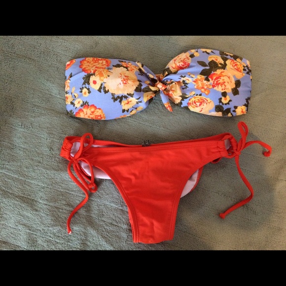O'niell swim top.