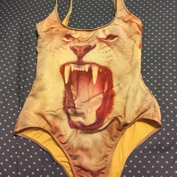 Vintage lion body suit