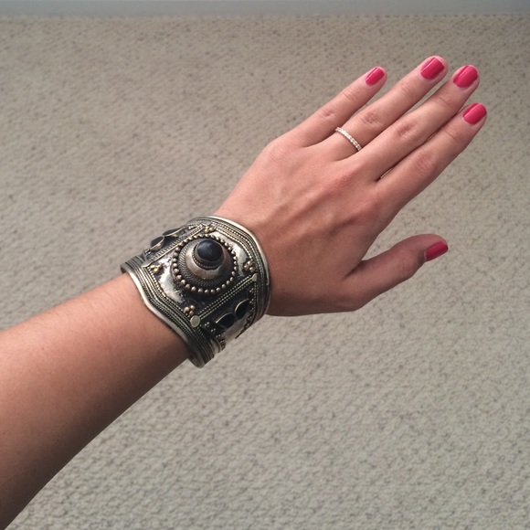 «««Bøhø cuff»»» - Picture 3 of 4