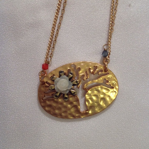 Gold tree necklace
