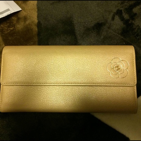 Chanel wallet