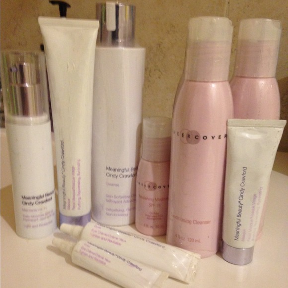 Cindy Crawford/ Sheer cover skin care